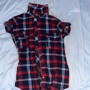 short sleeve red flannel - rue 21 - XS - worn - super cute